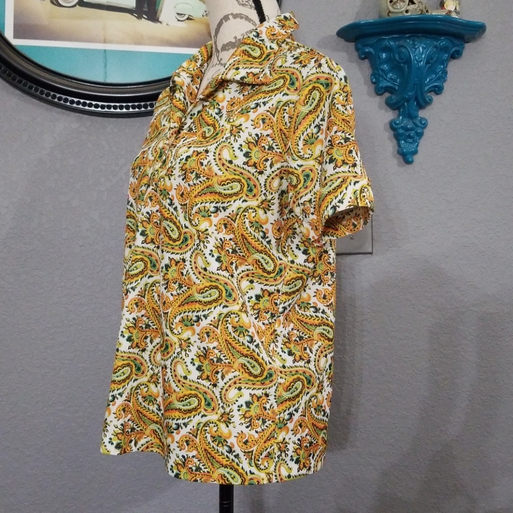 Cute Vintage Paisley Print Blouse - Picture 4 of 8